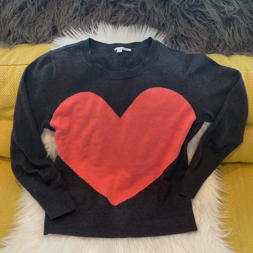 Halogen Medium Large Heart Pullover Sweater